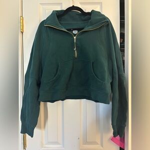 Lululemon Scuba- Funnel neck half zip
